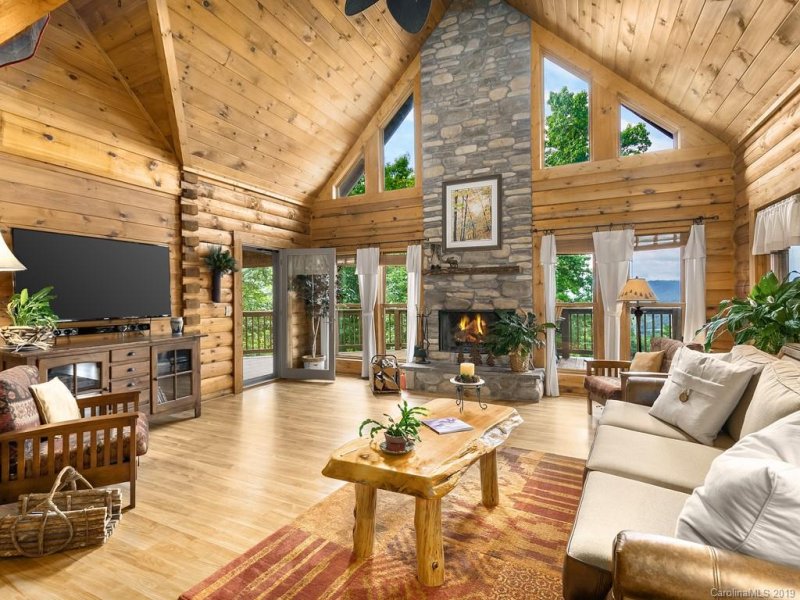 Property image 2 at 100 Floppy Ear Trail, Waynesville, NC 28785