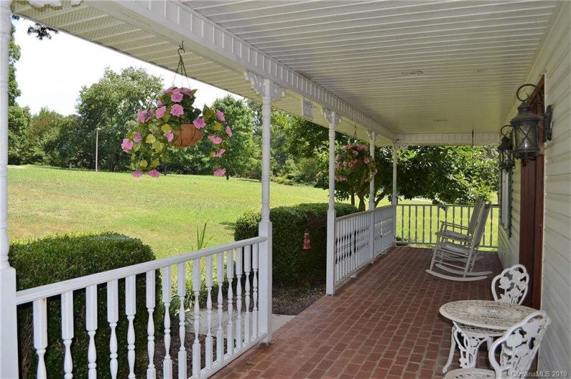 Property image 2 at 2782 W Winds Drive, Morganton, NC 28655