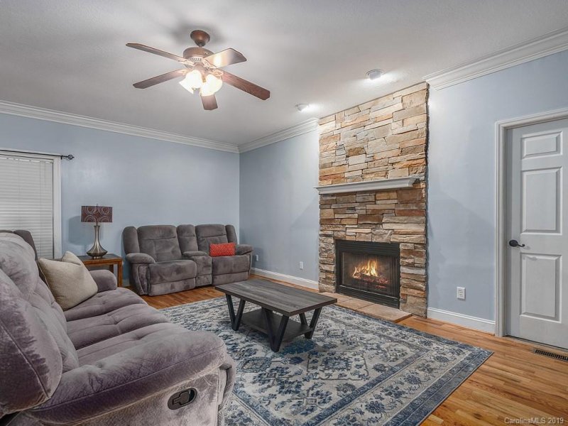 Property image 3 at 202 Colonel Holcombe Place, Candler, NC 28715