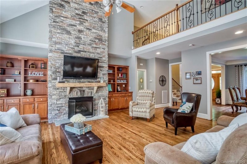 Property image 5 at 372 Riverwood Road, Mooresville, NC 28117