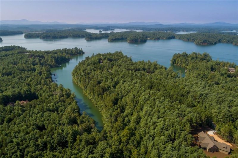 Property image 4 at 1179 Whispering Woods Drive, Morganton, NC 28655