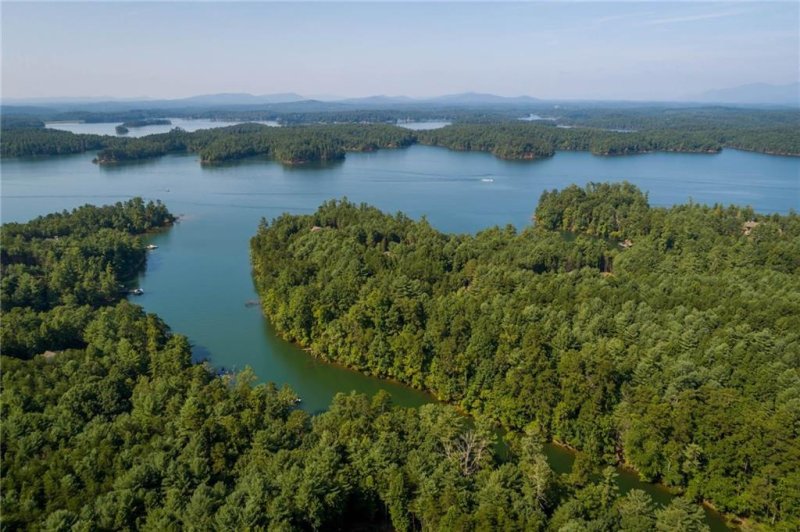 Property image 5 at 1179 Whispering Woods Drive, Morganton, NC 28655