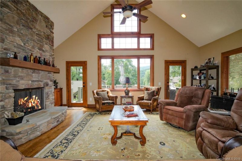 Property image 5 at 111 Chapel Point Road, Lake Lure, NC 28746