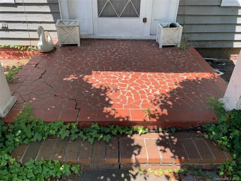 Property image 3 at 709 Chester Street, Gastonia, NC 28052