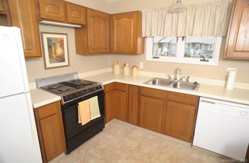 Property image 4 at 1301 Wellington Hills Circle, Salisbury, NC 28147