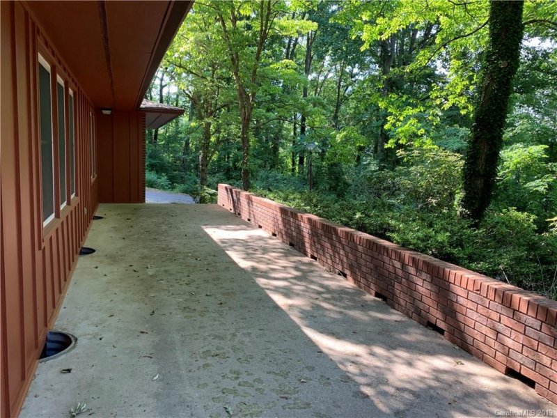 Property image 3 at 651 S Country Club Drive, Cullowhee, NC 28723