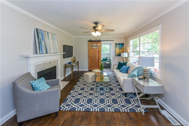 Property image 3 at 2438 Remount Road, Charlotte, NC 28208