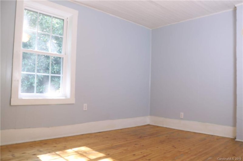 Property image 2 at 108 Magnolia Road, Black Mountain, NC 28711