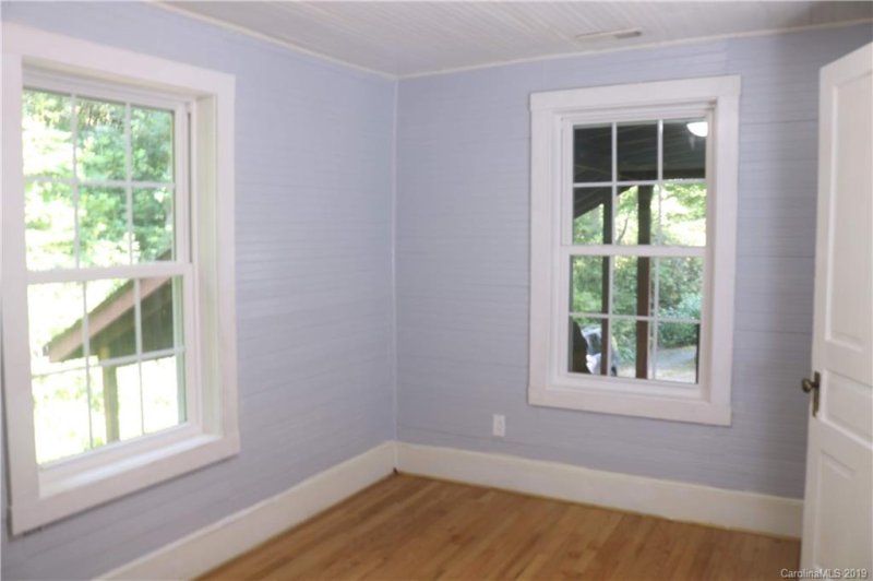 Property image 3 at 108 Magnolia Road, Black Mountain, NC 28711