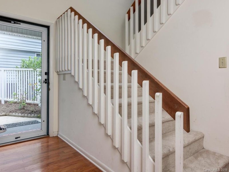 Property image 4 at 2 Stuart Circle, Asheville, NC 28804