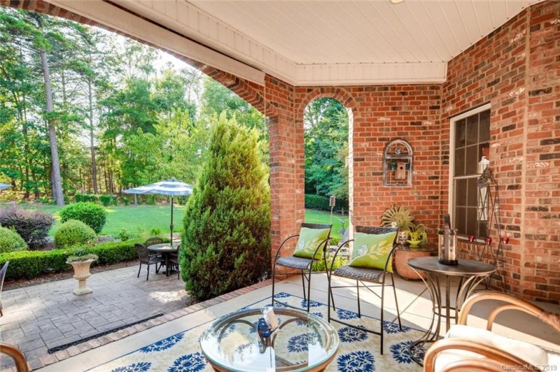 Property image 4 at 410 Langston Place Drive, Fort Mill, SC 29708