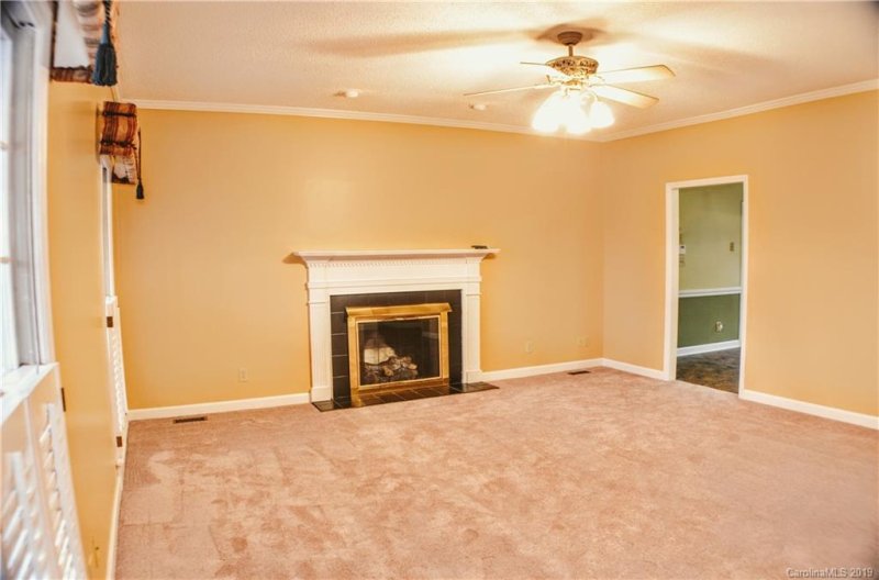 Property image 2 at 132 Persimmon Creek Road, Kings Mountain, NC 28086