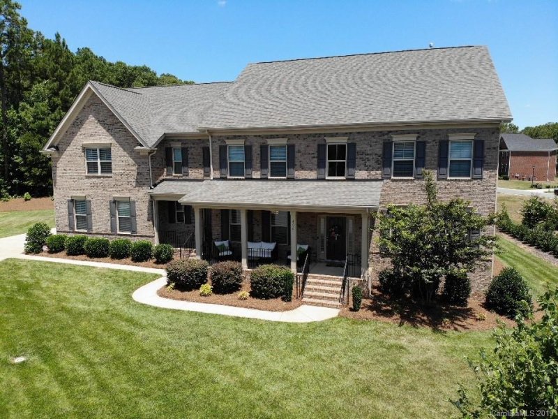 406 Timber Top Court