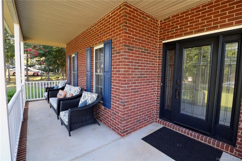 Property image 2 at 813 Hathcock Glen Drive, Oakboro, NC 28129