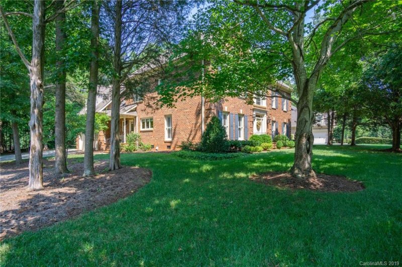 Property image 2 at 8516 Brownes Pond Lane, Charlotte, NC 28277