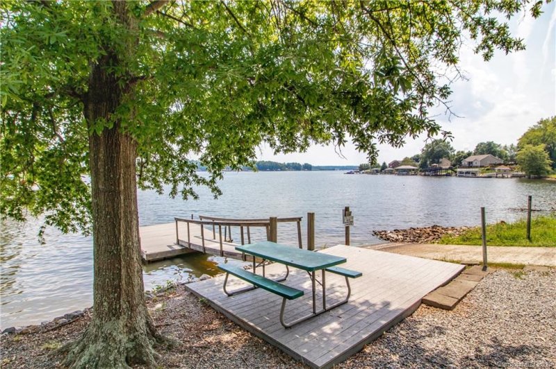 Property image 5 at 2697 Westview Drive, Sherrills Ford, NC 28673