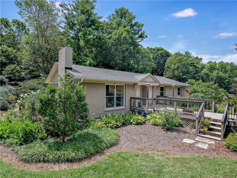 Property image 2 at 19 Mountainbrook Road, Asheville, NC 28805