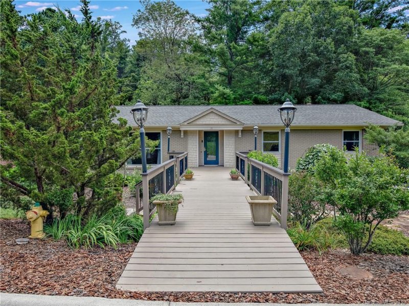 Property image 3 at 19 Mountainbrook Road, Asheville, NC 28805