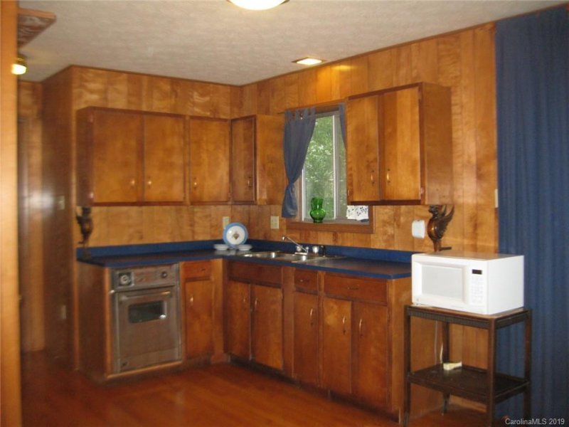 Property image 3 at 325 Sourwood Road, Black Mountain, NC 28711