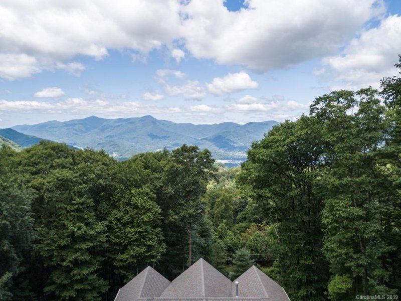 Property image 3 at 243 Lincoln Way, Waynesville, NC 28786