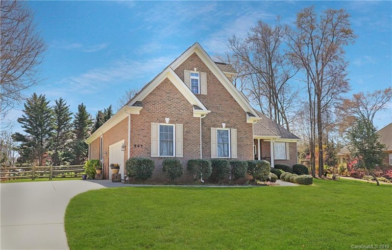 Property image 4 at 241 Highland Forest Drive, Clover, SC 29710