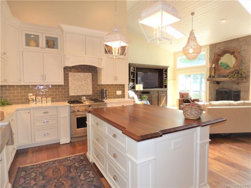 Property image 4 at 18200 Pompano Place, Cornelius, NC 28031