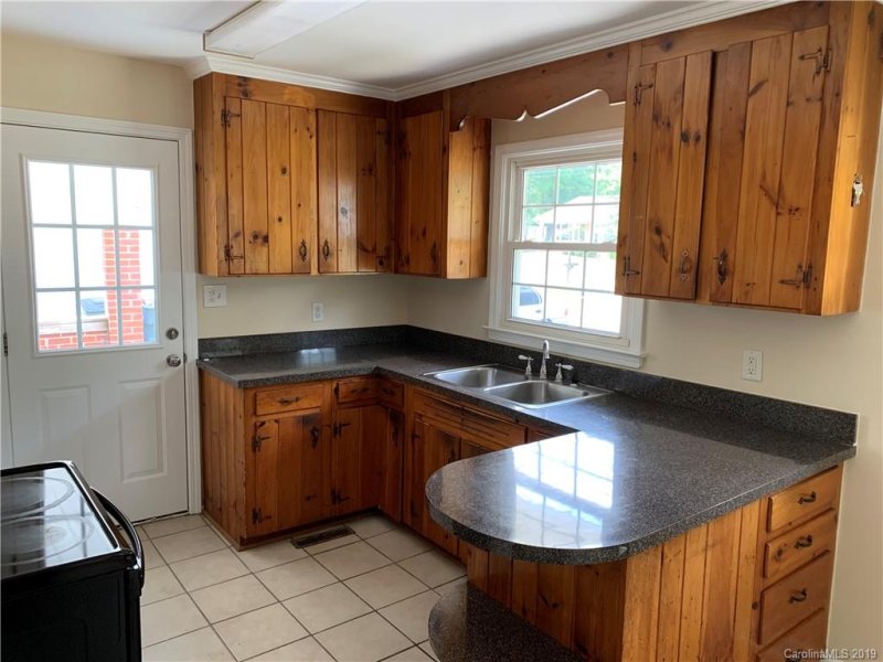 Property image 2 at 1500 Ontario Drive, Kannapolis, NC 28083