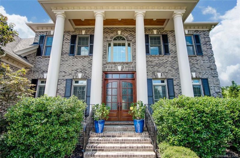 Property image 2 at 5017 Caliterra Drive, Matthews, NC 28104