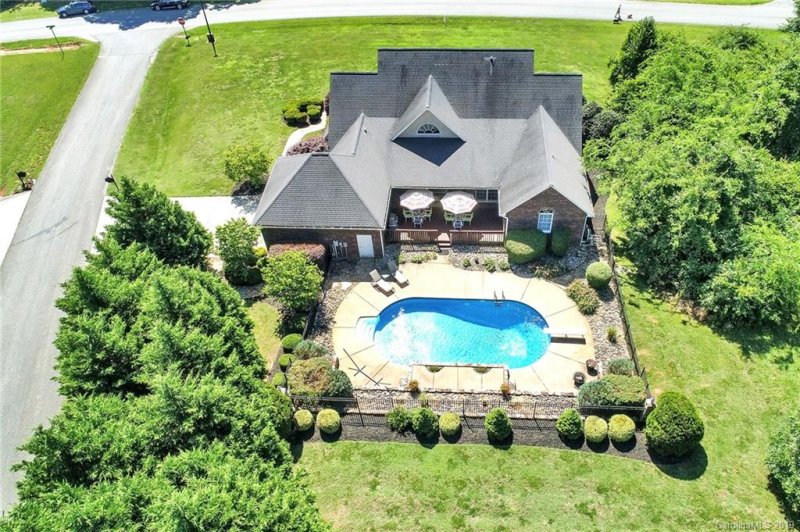 Property image 2 at 200 Cross Creek Drive, Cherryville, NC 28021