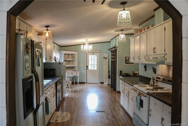 Property image 3 at 5849 Hardwood Lane, Concord, NC 28027