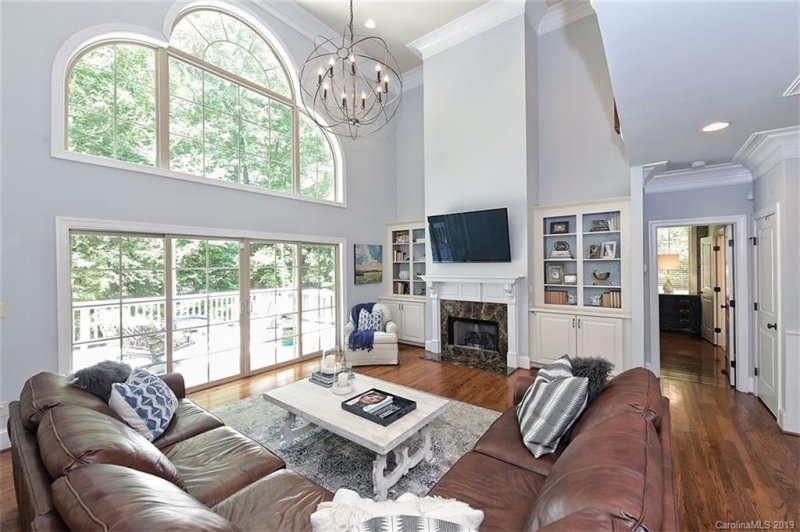 Property image 5 at 359 Beverly Circle, Charlotte, NC 28270