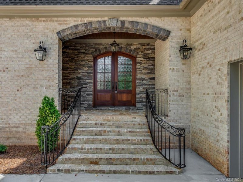 Property image 2 at 4329 Tottenham Road, Charlotte, NC 28226