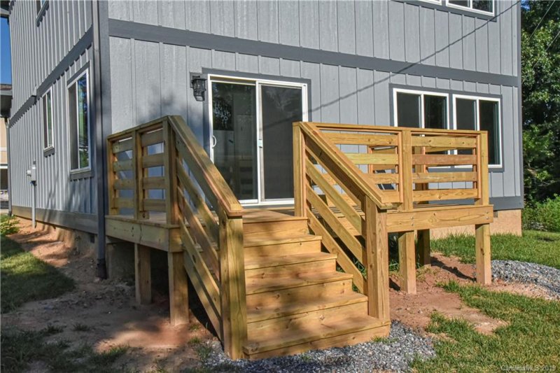 Property image 4 at 14 Alice Clement Lane, Asheville, NC 28803