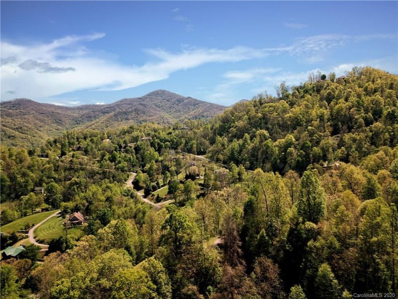 Property image 2 at 14 Junebug Trail, Waynesville, NC 28785