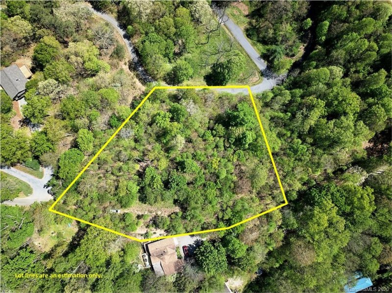 Property image 3 at 14 Junebug Trail, Waynesville, NC 28785