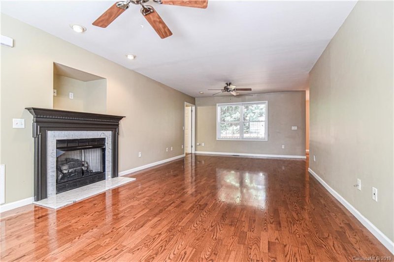 Property image 4 at 31 Kirby Road, Asheville, NC 28806