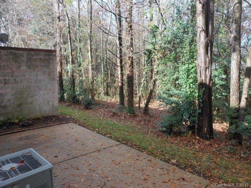 Property image 4 at 2933 Springs Drive, Charlotte, NC 28226