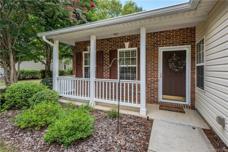 Property image 2 at 11727 Silverado Lane, Charlotte, NC 28277