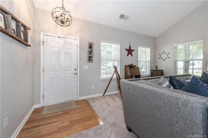 Property image 3 at 11727 Silverado Lane, Charlotte, NC 28277