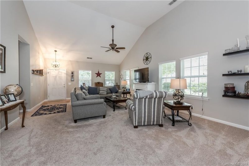 Property image 5 at 11727 Silverado Lane, Charlotte, NC 28277