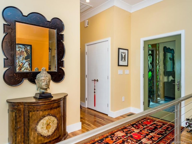 Property image 4 at 104 Starling Pass, Asheville, NC 28804