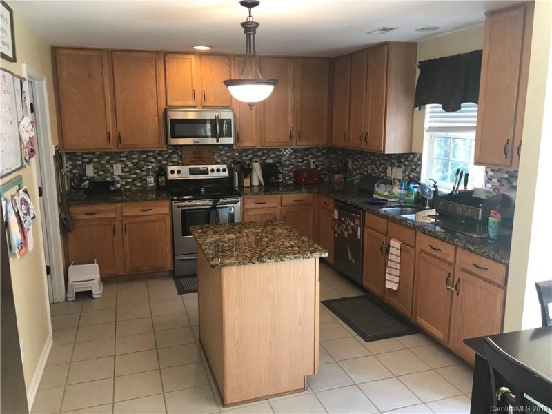 Property image 5 at 7200 Cascading Pines Drive, Tega Cay, SC 29708