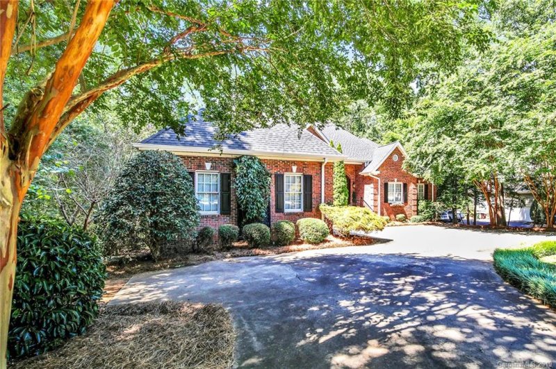 Property image 3 at 2106 Cavendale Drive, Rock Hill, SC 29732