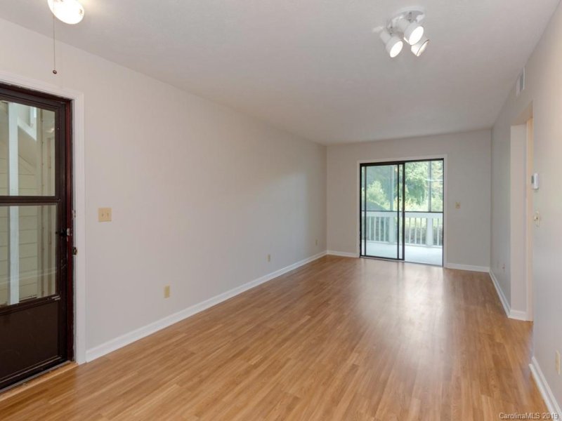 Property image 3 at 45 Lake Drive, Laurel Park, NC 28739