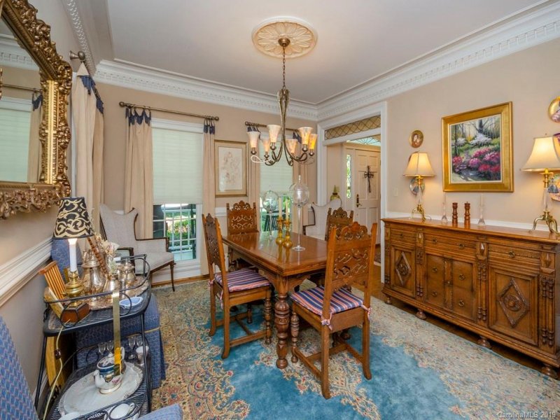 Property image 4 at 17 Ashley Place, Hendersonville, NC 28739