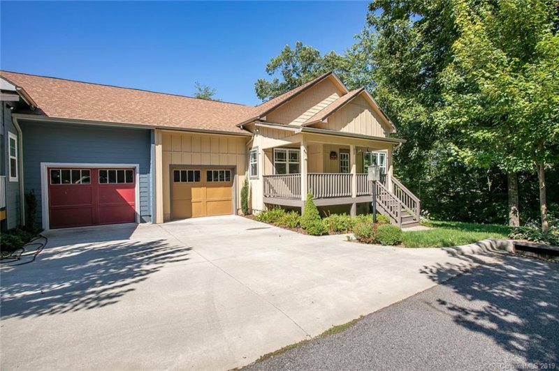 Property image 2 at 44 Sapling Lane, Waynesville, NC 28786