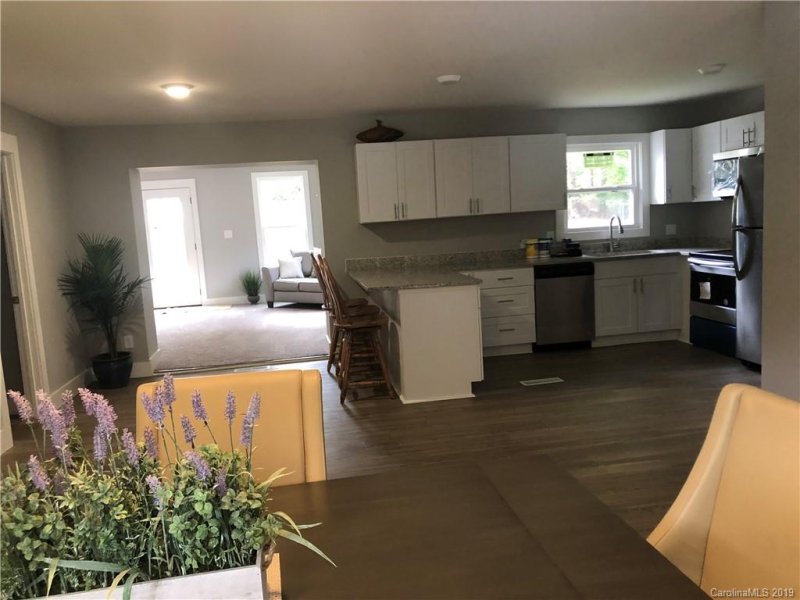 Property image 4 at 613 Poplar Drive, Shelby, NC 28152