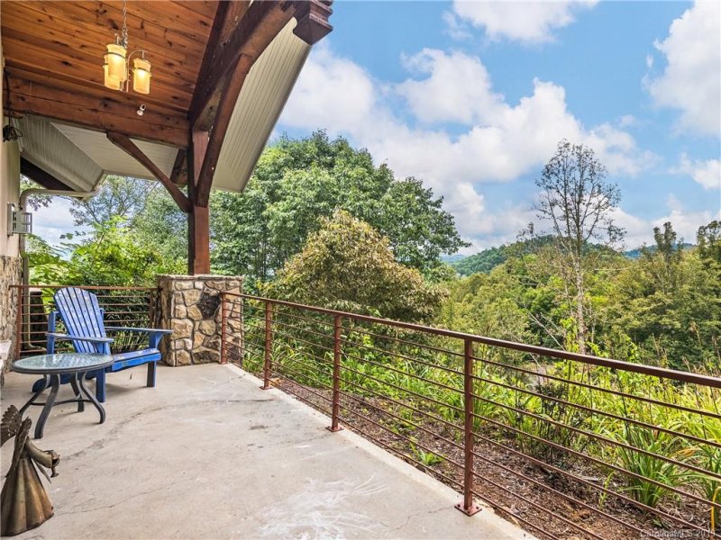 Property image 3 at 374 Red Wolf Run, Mars Hill, NC 28754