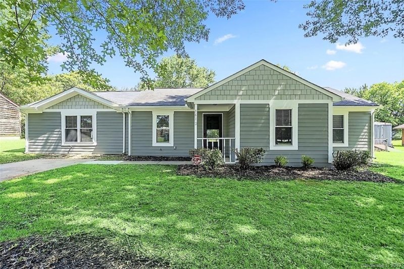 Property image 3 at 3612 Cobbleridge Drive, Charlotte, NC 28215