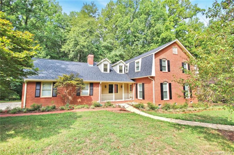 2515 Monticello Drive